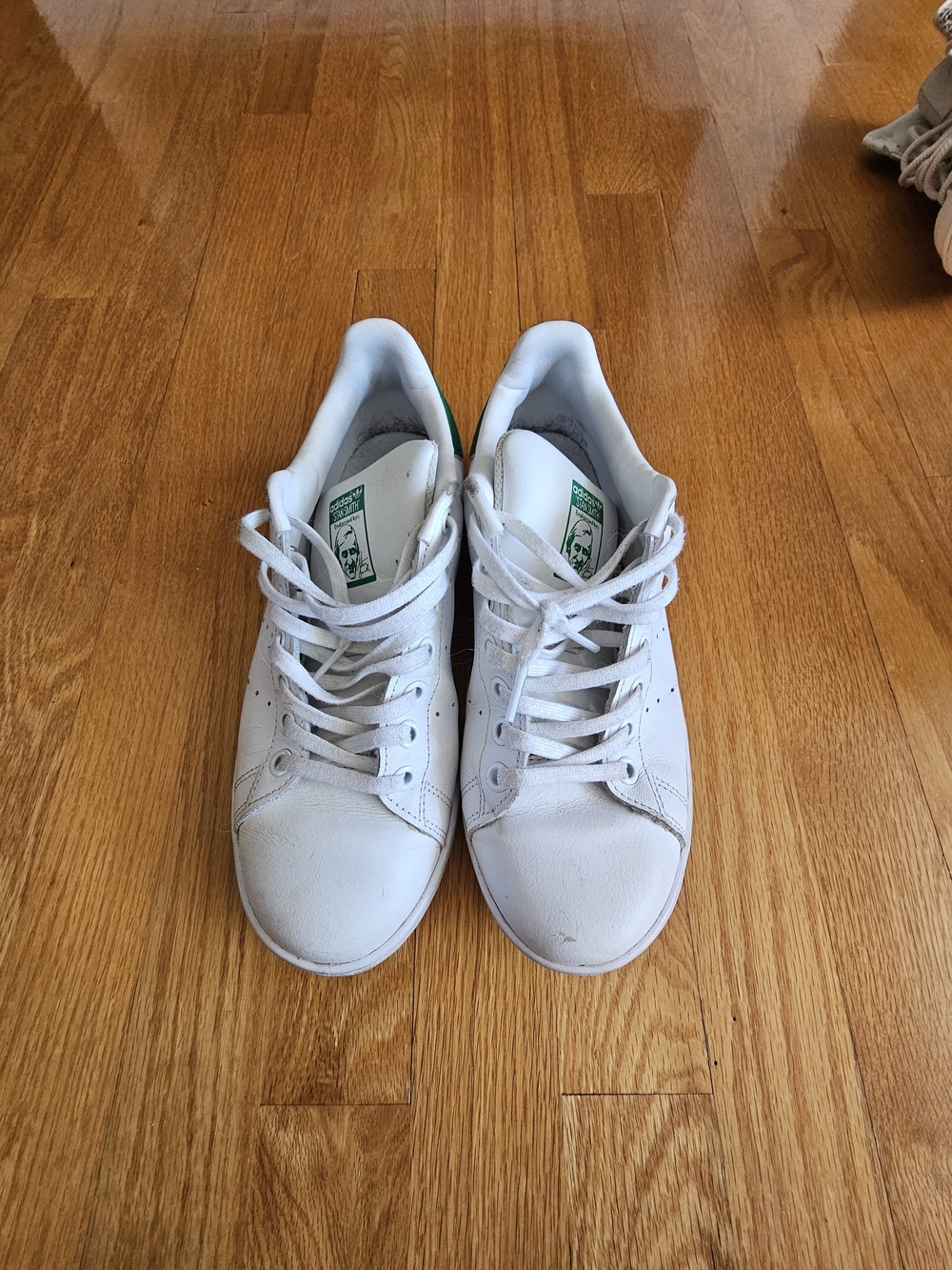 adidas White Sneakers with Green Heel Tab